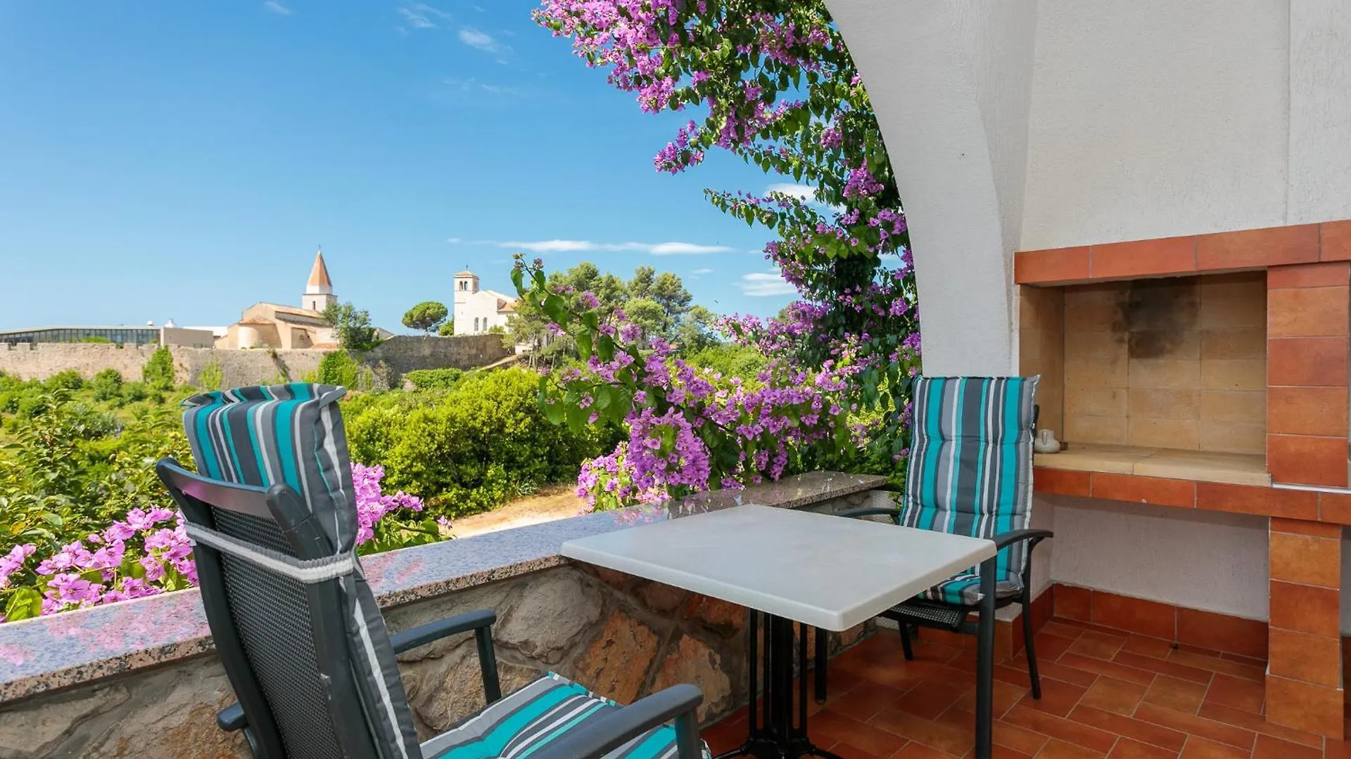 Apartments Delfin Krk Town 0*,  Croatia
