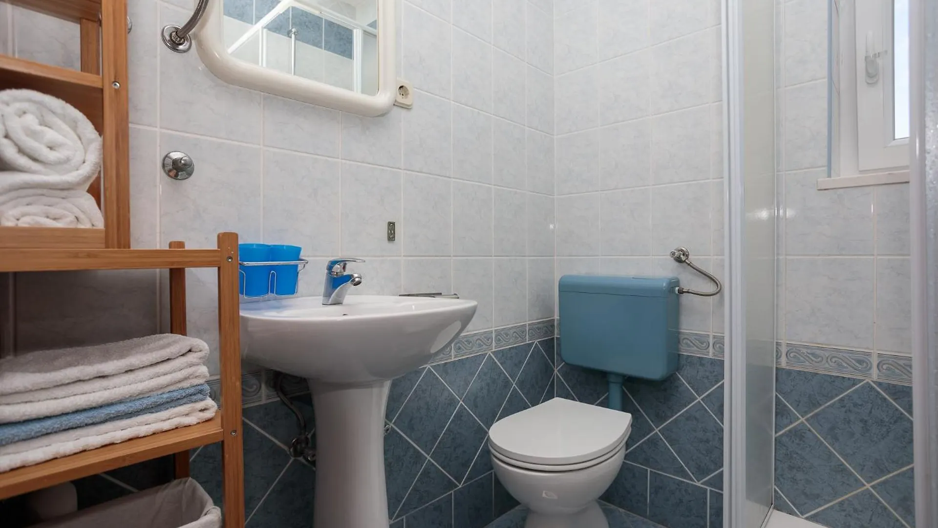 Apartments Delfin Krk Town