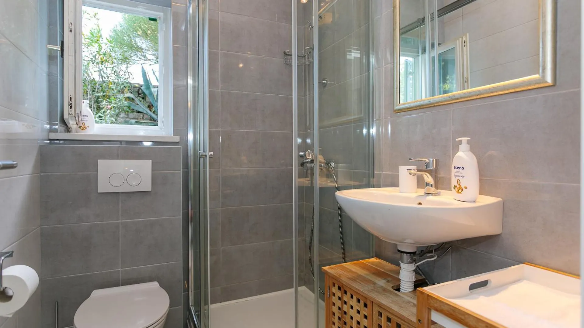 Apartments Delfin Krk Town