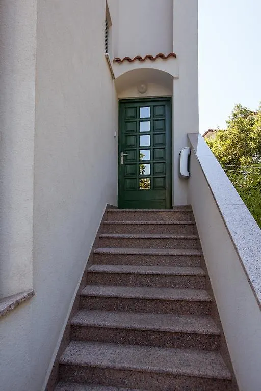 Apartments Delfin Krk Town